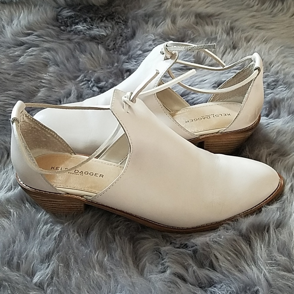 Kelsi Dagger Kalyn Ankle Bootie